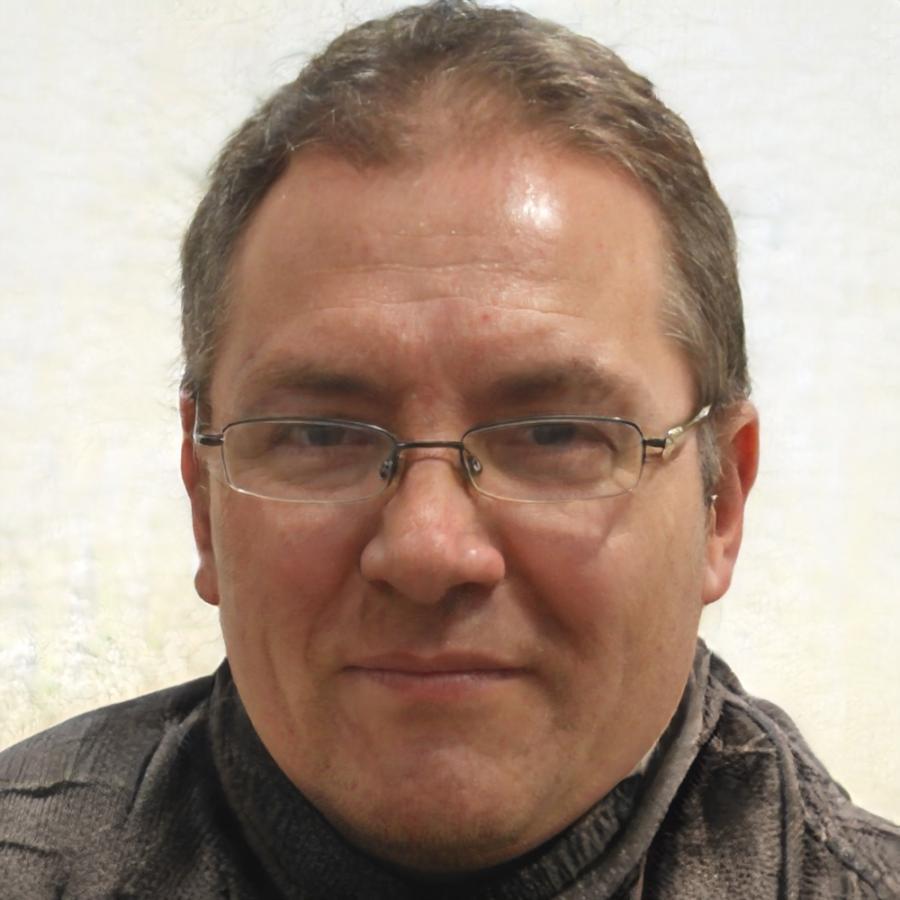 Niran Volkov, Senior Financial Education Specialist